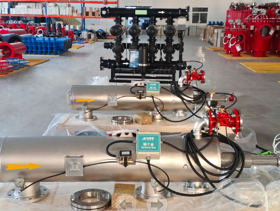 　不銹鋼自動(dòng)清洗過(guò)濾器打包發(fā)貨