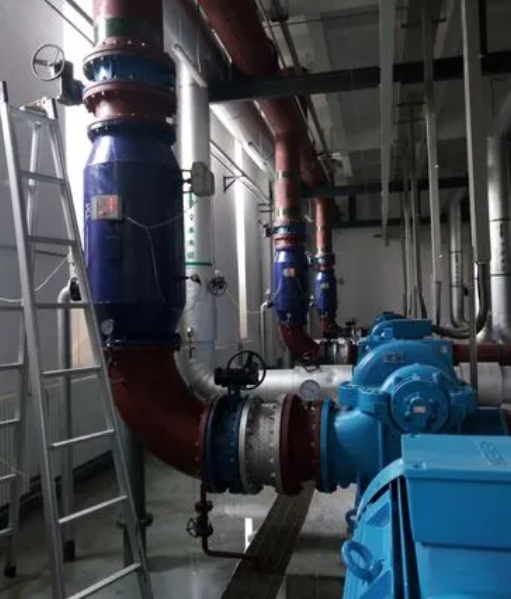 全自動(dòng)反沖洗過濾器應(yīng)用現(xiàn)場(chǎng) 全自動(dòng)反沖洗過濾器應(yīng)用現(xiàn)場(chǎng)