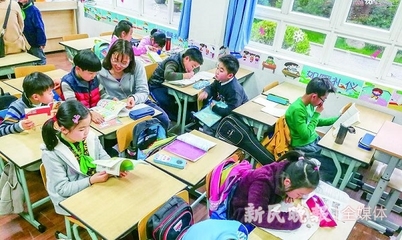老師們陪到晚6點(diǎn)！上海705所小學(xué)學(xué)生昨起可以放學(xué)不離校啦