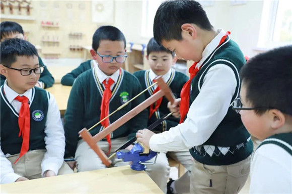 奉賢區(qū)構(gòu)建“五有”課后服務(wù)體系 提升小學(xué)課后服務(wù)內(nèi)涵質(zhì)量
